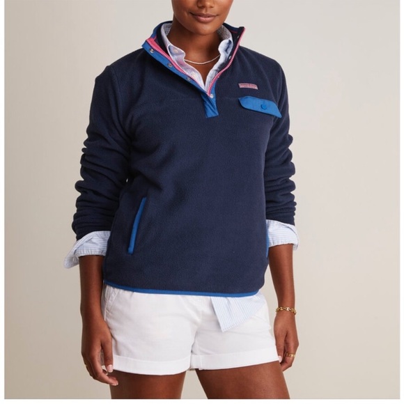 Vineyard Vines Tops - Vineyard Vines Women’s Navy and Blue Fleece Pullover